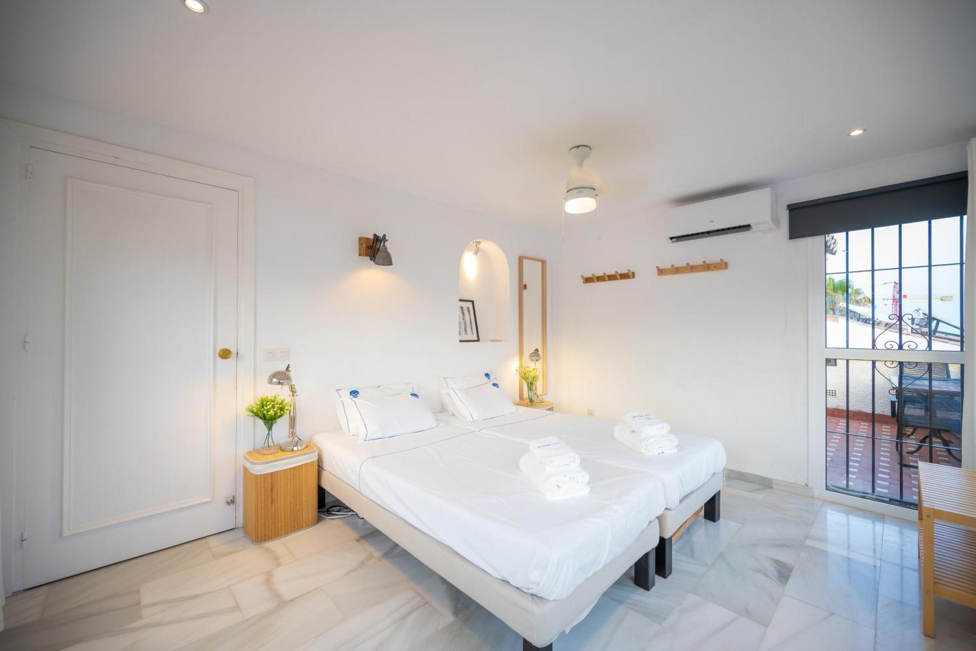 Typical Beach House Las Chapas Playa With Heated Pool Marbella Exterior photo